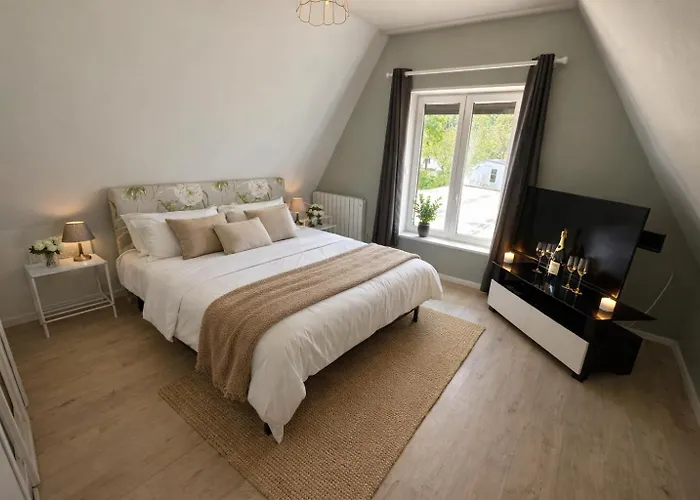 Willa La Cle D Argent Elegante Maison Normande Avec Jacuzzi Et Jardin *