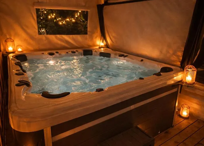 La Cle D Argent Elegante Maison Normande Avec Jacuzzi Et Jardin