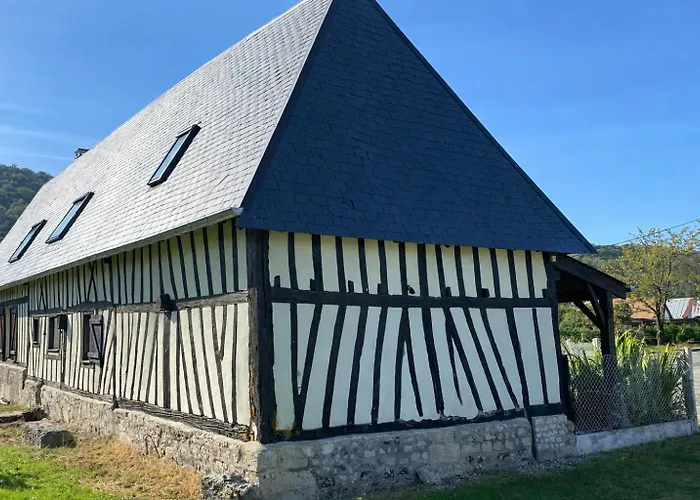 La Cle D Argent Elegante Maison Normande Avec Jacuzzi Et Jardin Willa Jumièges